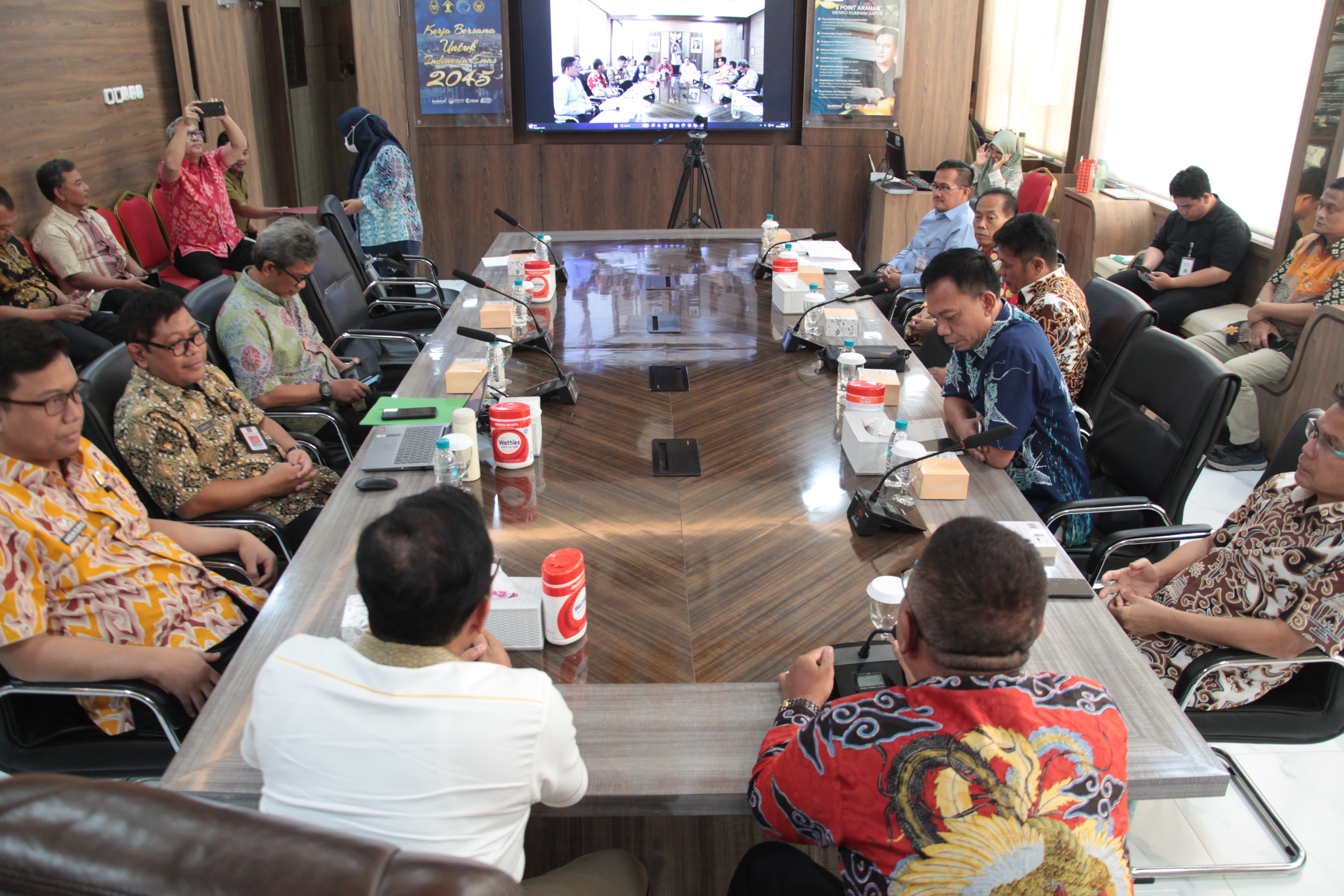 Kepala Kantor Wilayah Kemenkum Jawa Barat Dukung Penuh Penataan Ruang di Kabupaten Cirebon